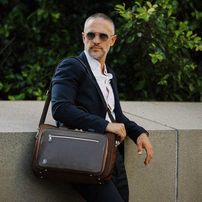 Alto Briefcase - Most Functional Briefcase for Men from Oak & Rove